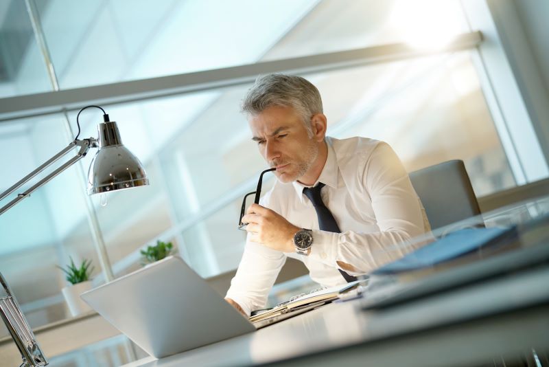 Custo Fixo e Variável: Como equilibrar e evitar comprometer o capital da sua empresa em infraestrutura?